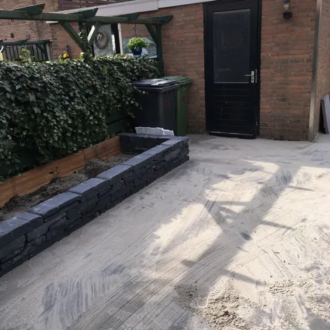Tuinproject van Hovenier Klavertje 4: aanleg en bestrating