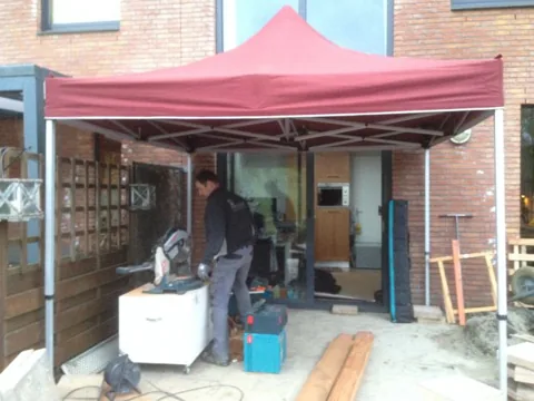 Tuinproject van Hovenier Klavertje 4: houtwerk en vlonders